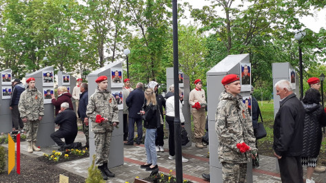 В Нижнедевицком районе открыли Аллеи Памяти участников СВО