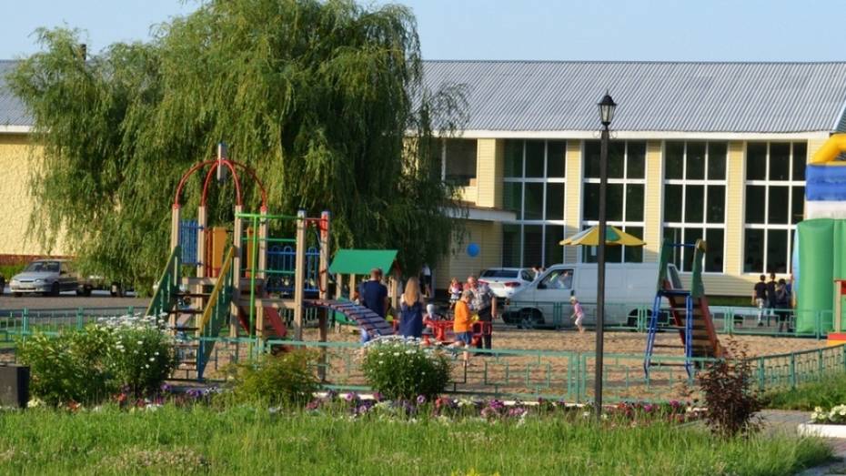 В лискинском селе Ковалево отремонтируют библиотеку при Доме культуры