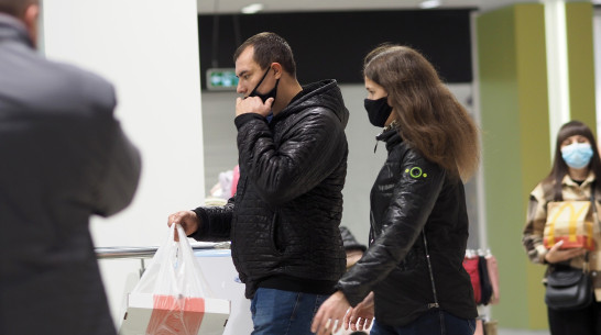 Заболеваемость COVID-19 в Воронежской области продолжила расти