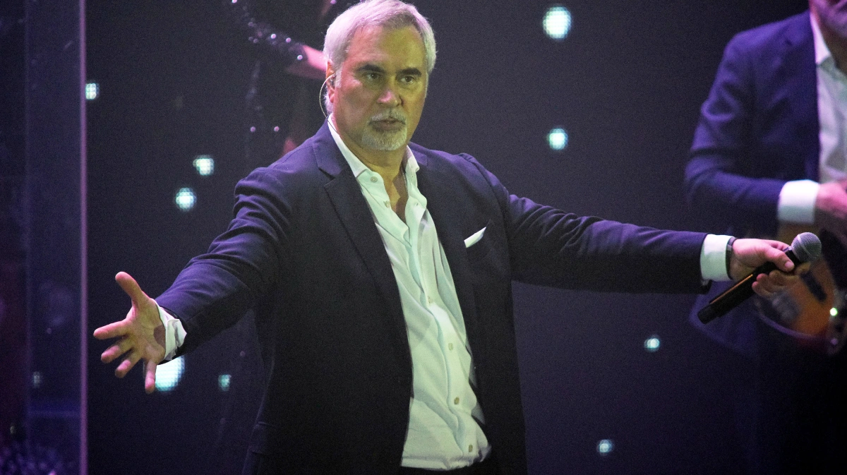 Меладзе концерты 2024. Меладзе концерты 2024. Меладзе концерты 2024. Фестивальный 2009 концерт меладзе. Концерт меладзе в ереване.