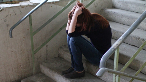 В Воронежской области школьница выжила после прыжка с моста из-за неразделенной любви