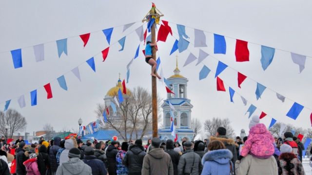В Воронеже из-за масленичных гуляний перекроют улицу Театральная 