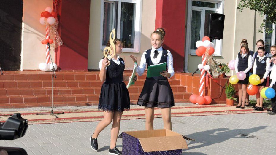 В Кантемировском районе капитально отремонтировали школу искусств