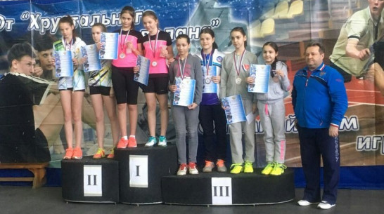 Воронежские спортсмены привезли 3 золотые медали с соревнований по бадминтону