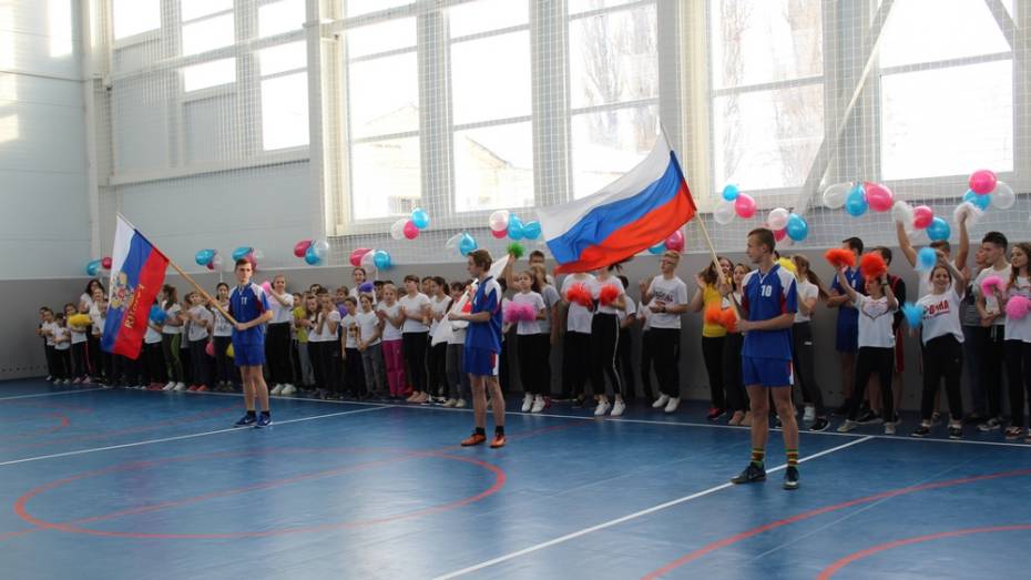 В ольховатской слободе Шапошниковке открыли спортзал