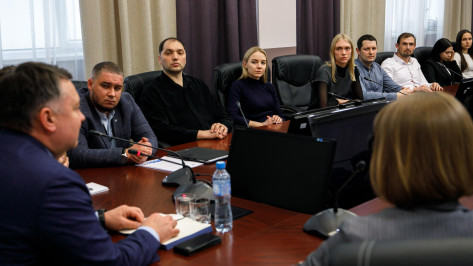 Молодые атомщики встретились с руководством НВ АЭС