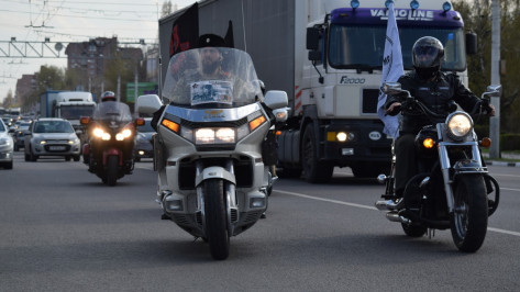 «До Берлина любой ценой». Участники мотомарша «Дороги Победы» сделали остановку в Воронеже