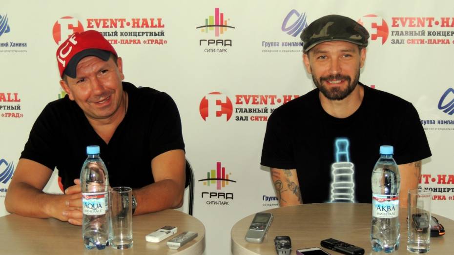 Участники Uma2rman в Воронеже: «Откроем ларек в шоу-бизнесе для продажи песен»