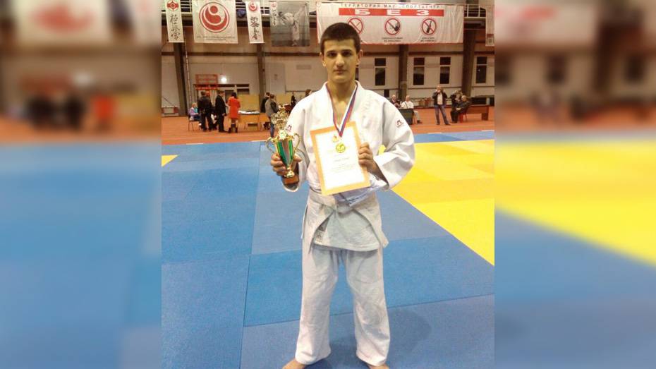 Поворинский дзюдоист завоевал золотую медаль на межрегиональном турнире