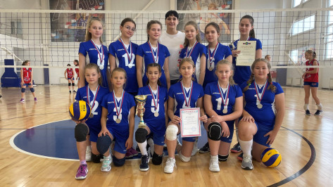 Верхнехавские спортсменки завоевали «серебро» на открытом турнире по волейболу