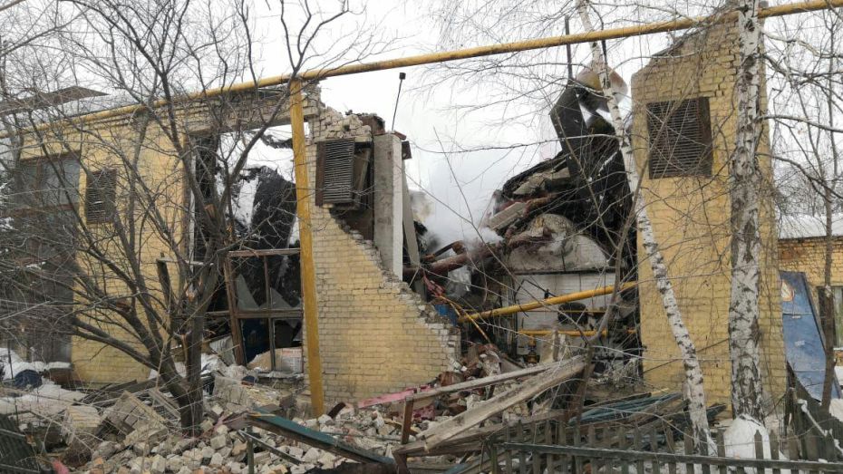 После обрушения трубы на котельную в Воронеже 8 домов остались без тепла