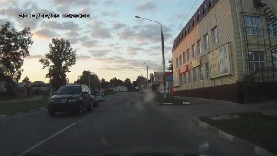 В сети появилось видео перестрелки грабителей с полицией в Павловске