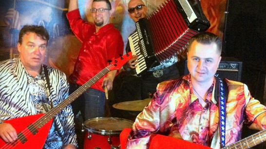 На «Усадьбе Jazz» под Воронежем выступят Red Elvises