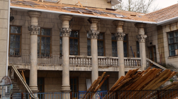 В семилукском поселке началась реконструкция Дворца культуры