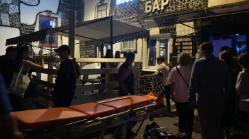 У входа в воронежский клуб охранник избил 22-летнего крымчанина