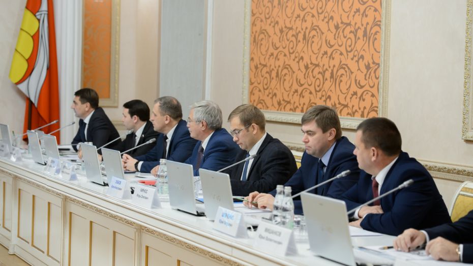 Депутаты Госдумы обсудили в Воронеже межбюджетные отношения