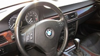 Под Воронежем 2 парня перевернулись на BMW 