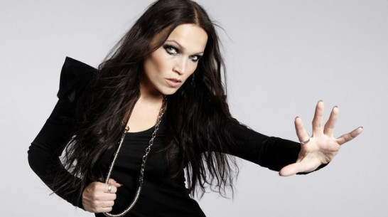 В Воронеж рок-дива Тарья Турунен прилетит со своей 9-месячной дочкой