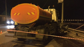 Погибшему воронежскому водителю Mercedes было 16 лет