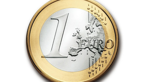 Центробанк опустил курс евро на 4 рубля 