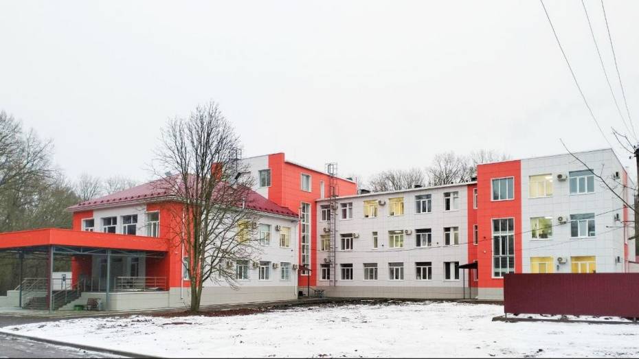 В Аннинской районной больнице отремонтировали лечебный корпус №2