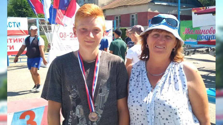 Лискинский гребец завоевал «бронзу» в первенстве России и Всероссийских соревнованиях