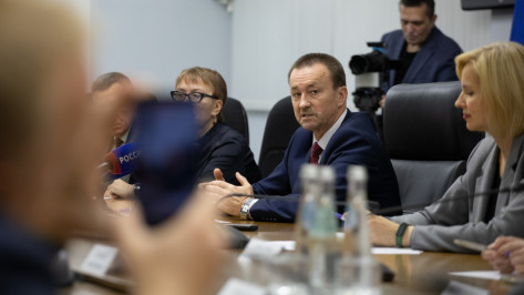 Председатель Воронежской облдумы: «Теперь депутаты будут объяснять, зачем и почему принимается тот или иной закон»