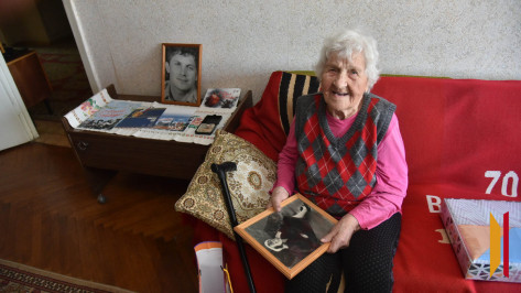 Ветерану ВОВ из Воронежа Марии Ильинской исполнилось 102 года