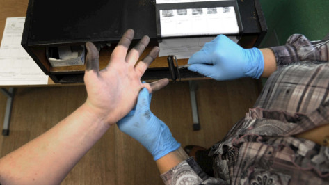 Воронежцам предложили бесплатно снять отпечатки пальцев для базы данных