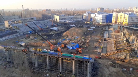 Процесс постройки стадиона «Факел» в Воронеже показали с высоты