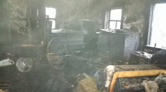 В павловском селе Воронцовка при пожаре в частном доме погиб 51-летний мужчина