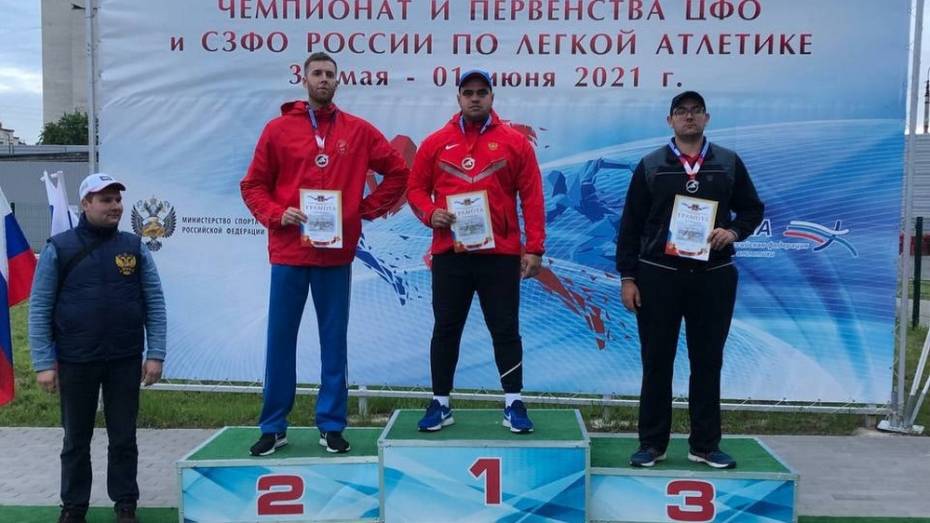 Павловчанин выиграл «золото» чемпионата и первенства по легкой атлетике