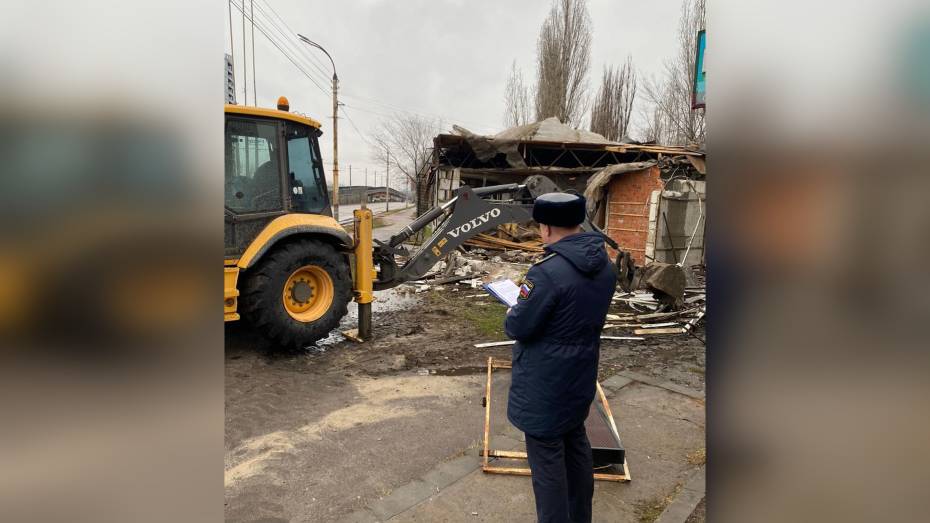 Магазин фейерверков снесли в Воронеже после судебных разбирательств