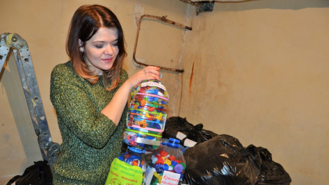 Воронежские волонтеры сдали на переработку более 600 кг пластиковых крышек