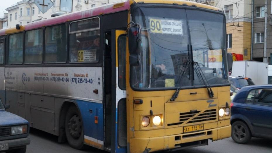 В Воронеже с Нового года останется 112 автобусных маршрутов. Часть 3