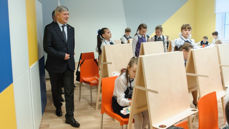 Более 170 школ Воронежской области отремонтируют по поручению главы региона