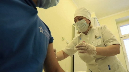 В Воронежском гарнизоне ревакцинировали 13,5 тыс человек из семей военнослужащих