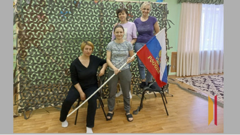 Хохольские волонтеры сплели 9 тыс маскировочных сетей с 2023 года