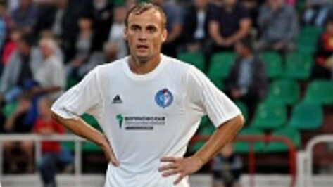 Защитник Алексей Ревякин доиграет сезон в воронежском «Факеле»
