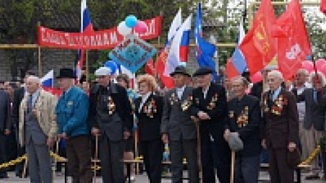 В Верхнем Мамоне на параде в День Победы умер ветеран