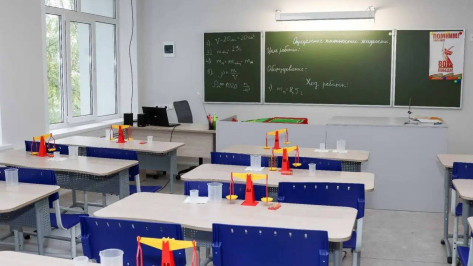 В 2025 году на капремонт и мебель для воронежских школ направили 169 млн рублей