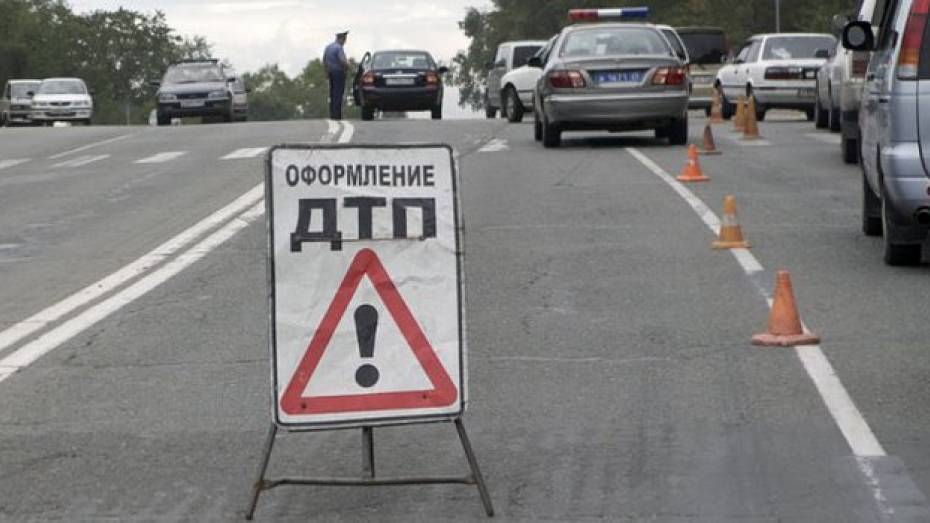 За три дня в Лискинском районе произошло пять ДТП