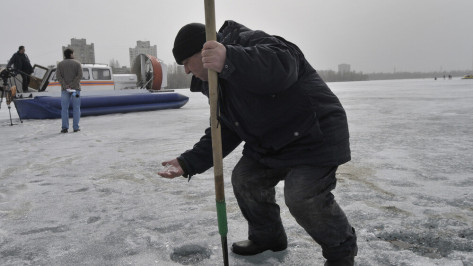 Спасатели назвали опасные участки обледеневшего Воронежского водохранилища