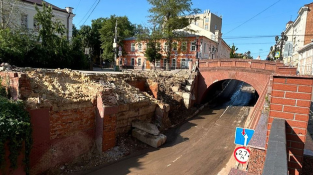 В Воронеже проведен демонтаж и вывоз элементов конструкции Каменного моста