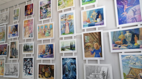 В Россоши на выставке детского творчества покажут около 700 работ