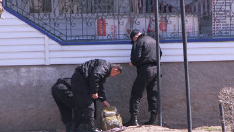Житель Воронежской области оставил на автостанции в Анне предмет, похожий на взрывное устройство