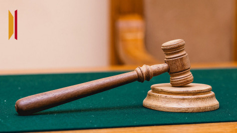 Подростку, который с молотком и ножами проник в воронежскую школу, продлили срок содержания под стражей