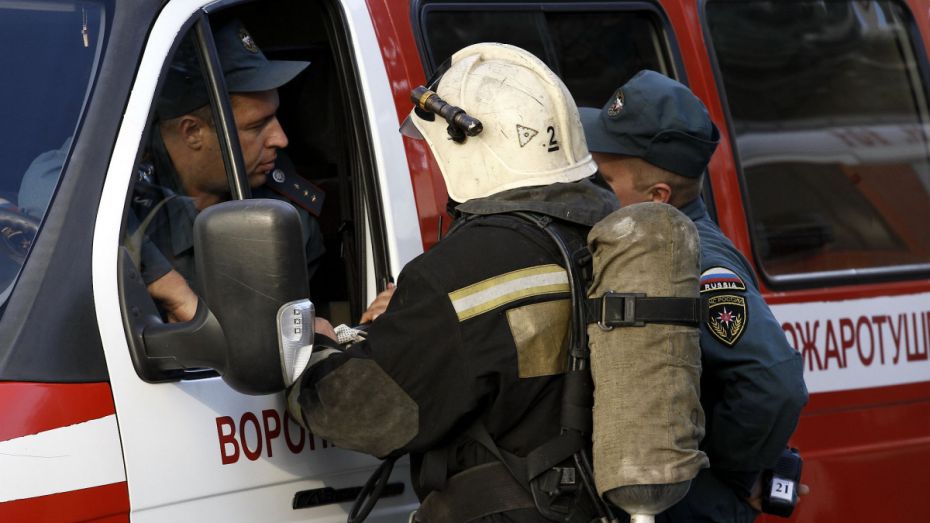 В Воронеже после тушения пожара в квартире нашли тело 53-летнего мужчины