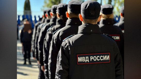 Губернатор Александр Гусев поздравил воронежских участковых с профессиональным праздником