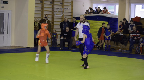 Подгоренские ушуисты взяли 3 «золота» на городском первенстве